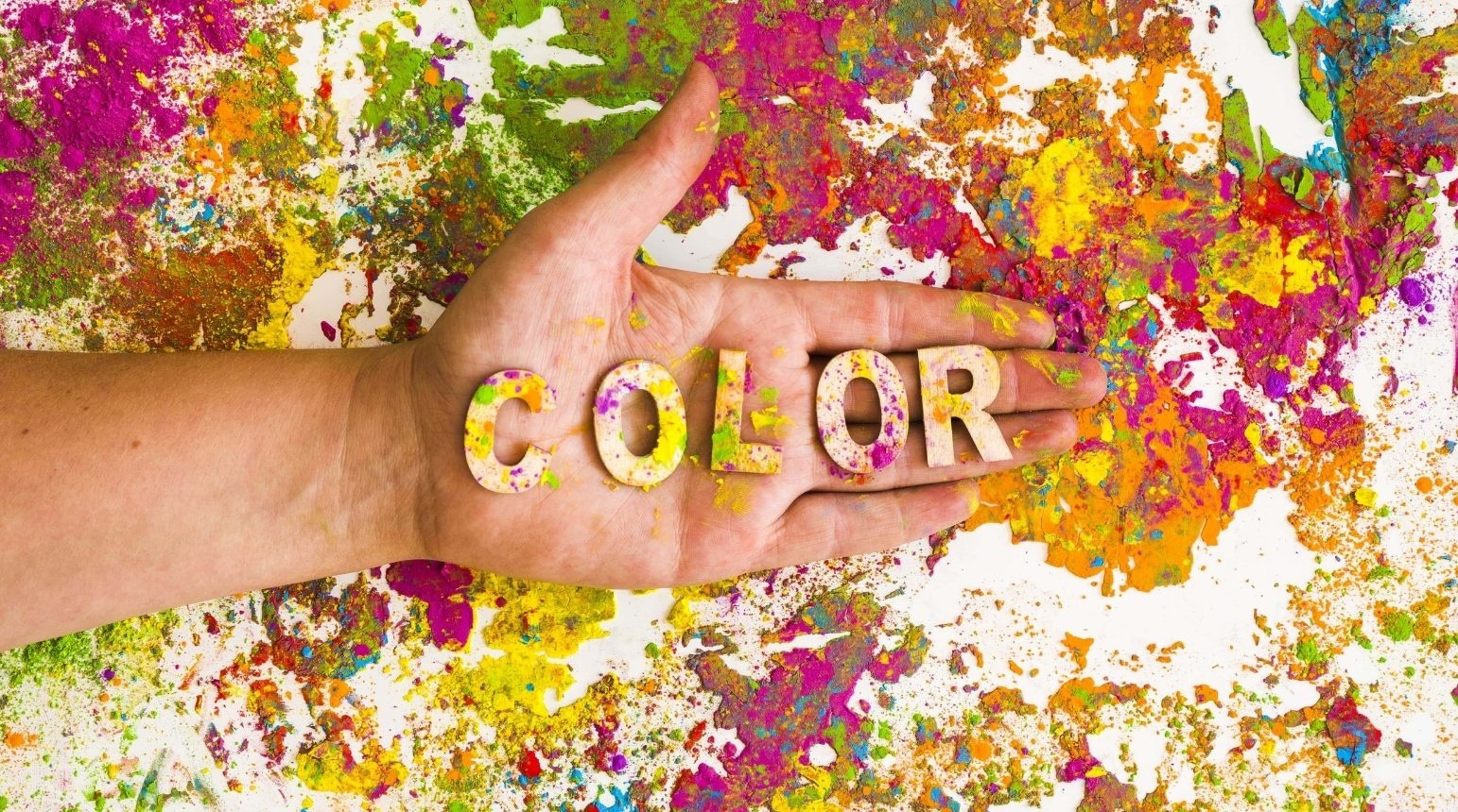 Color Psychology in Flooring: Which Colors Create Which Feelings?